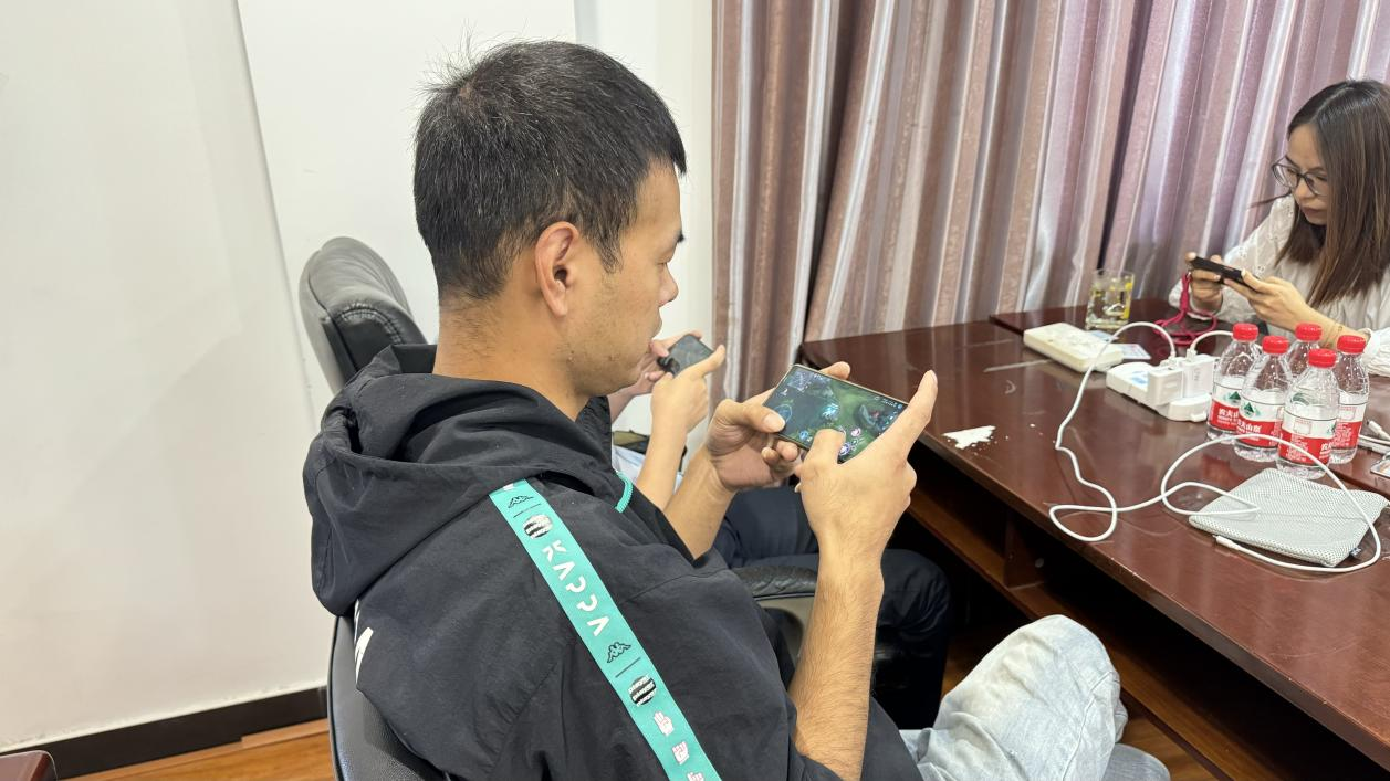 “強(qiáng)國(guó)復(fù)興有我 熱血逐夢(mèng)電競(jìng)”——錢(qián)江商城參加拱墅區(qū)第二屆職工運(yùn)動(dòng)會(huì)電子競(jìng)技大賽