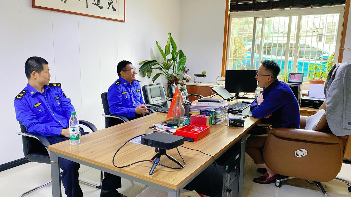 履新訪企聽心聲！大關執法中隊拜訪錢江商城共商發展