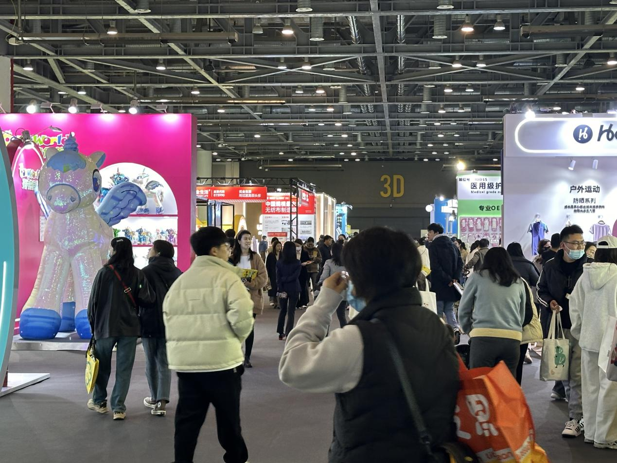 錢江商城參觀2024杭州孕嬰童展CBME嗨創周